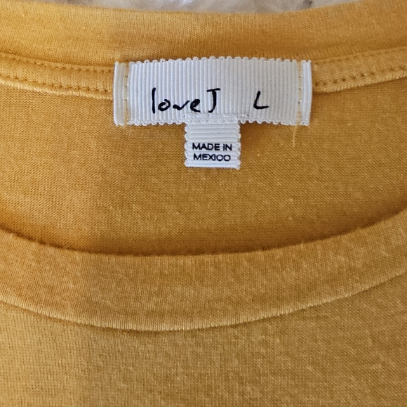 *Super Cute* Leopard Print & Rhinestone Woman's Tank - Picture 4 of 4